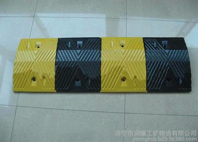 道路減速設(shè)備全方位解析 100*35*4CM規(guī)格詳解與應(yīng)用指南